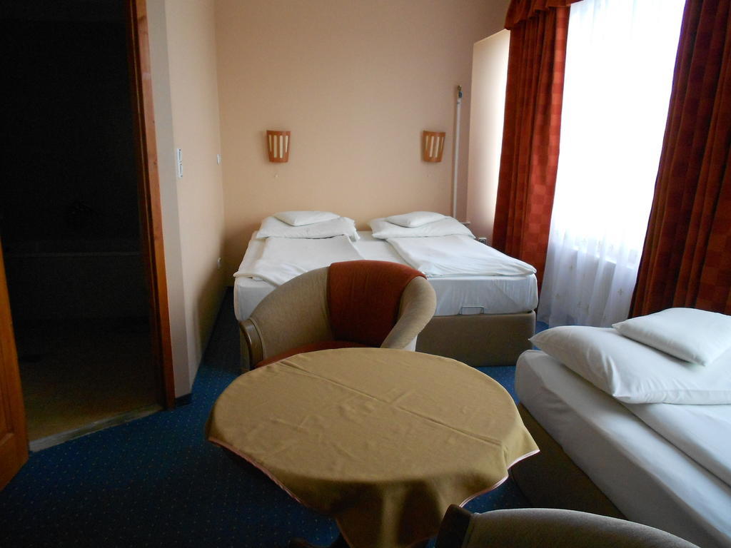 Hotel Seni Studium Budapest Rom bilde