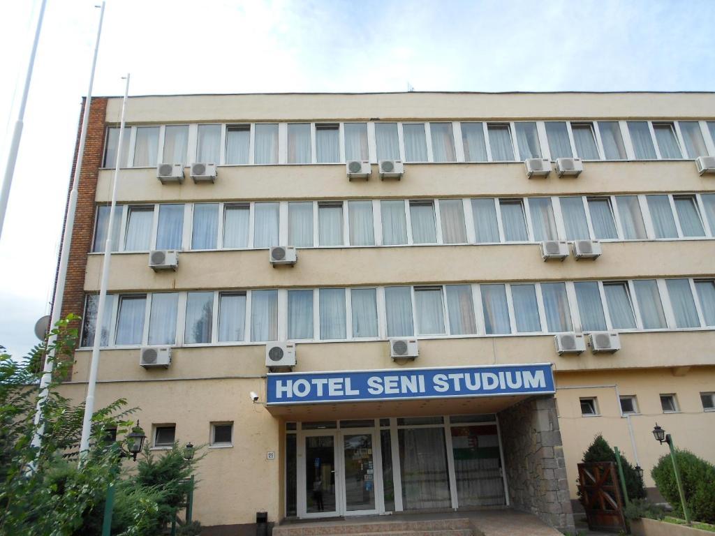 Hotel Seni Studium Budapest Eksteriør bilde